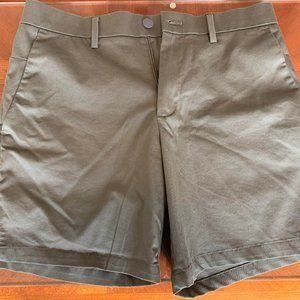 Aiden Slim Core Temp Shorts Olive Green 30"